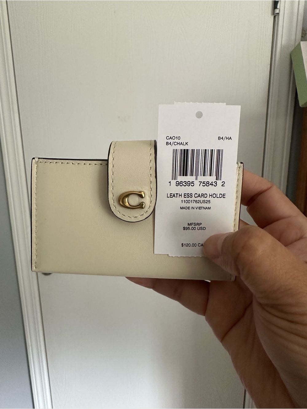 SOLD SOLD 
Coach essential Card Holder Case